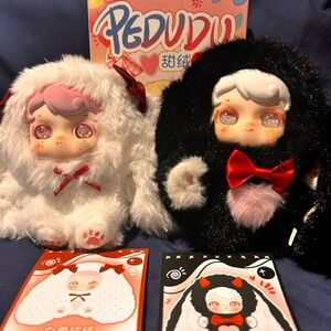 Pedudu bunnies in black & white